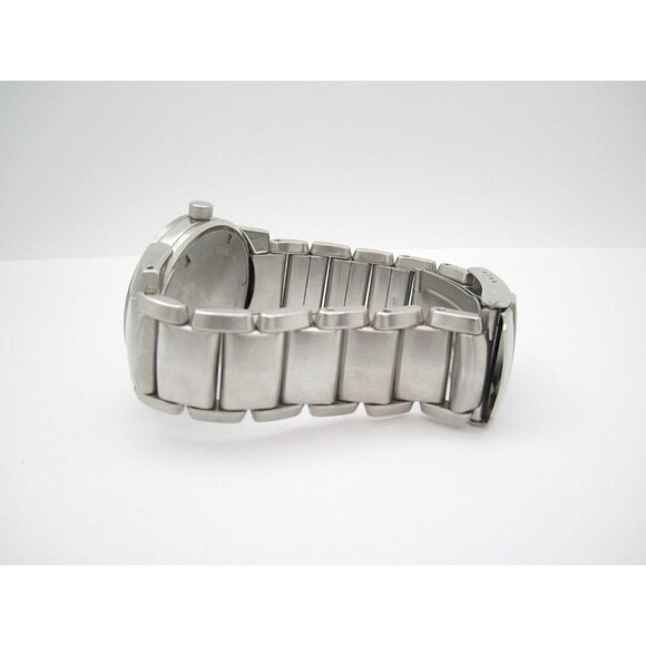 Men's Victorinox Swiss Army Quartz WR Analog 41mm Dial Causal Round Watch (G105) - Picture 10 of 10